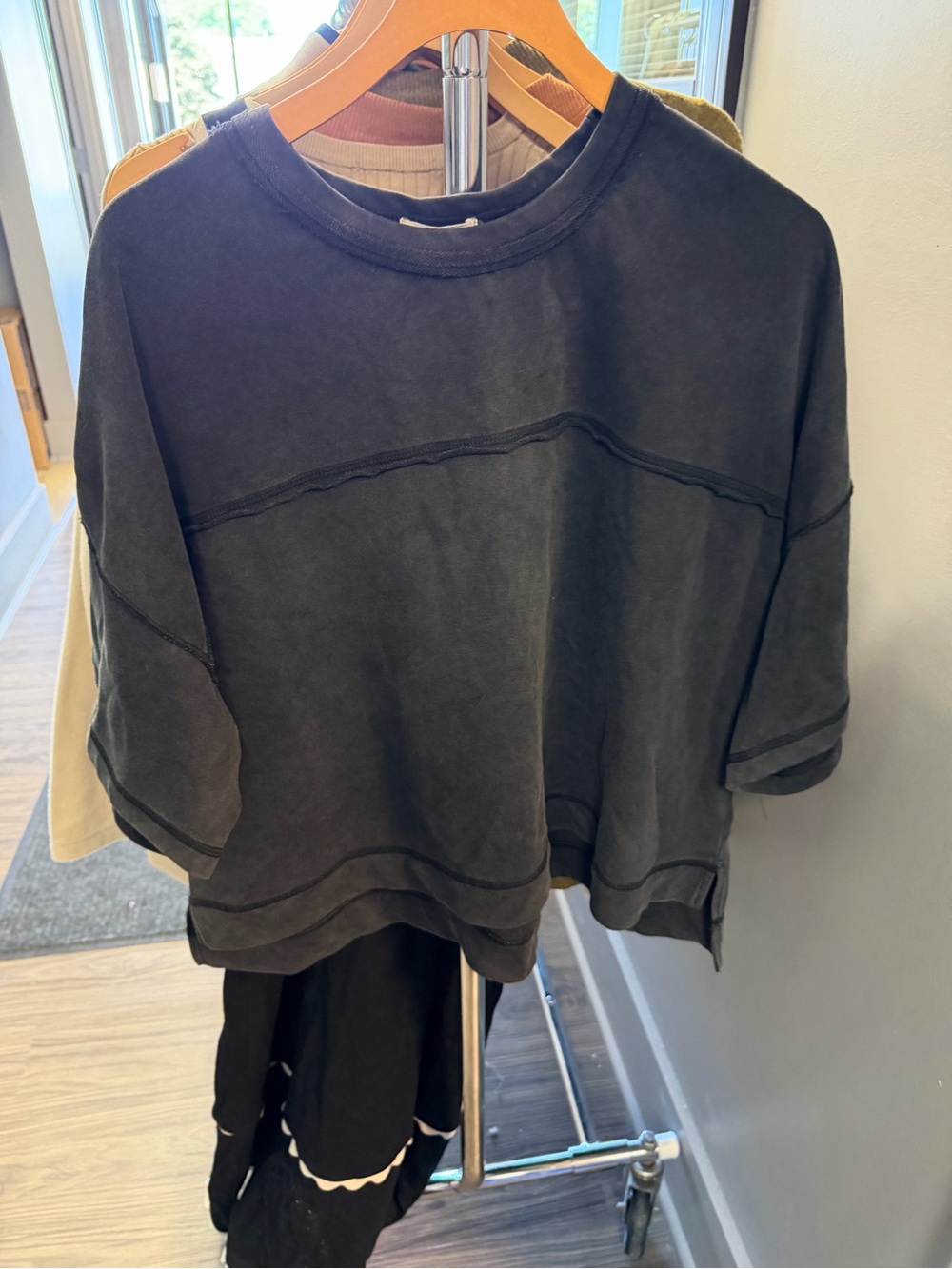DAVI & DANI Washed Black Boxy Short-Sleeve Sweatshirt